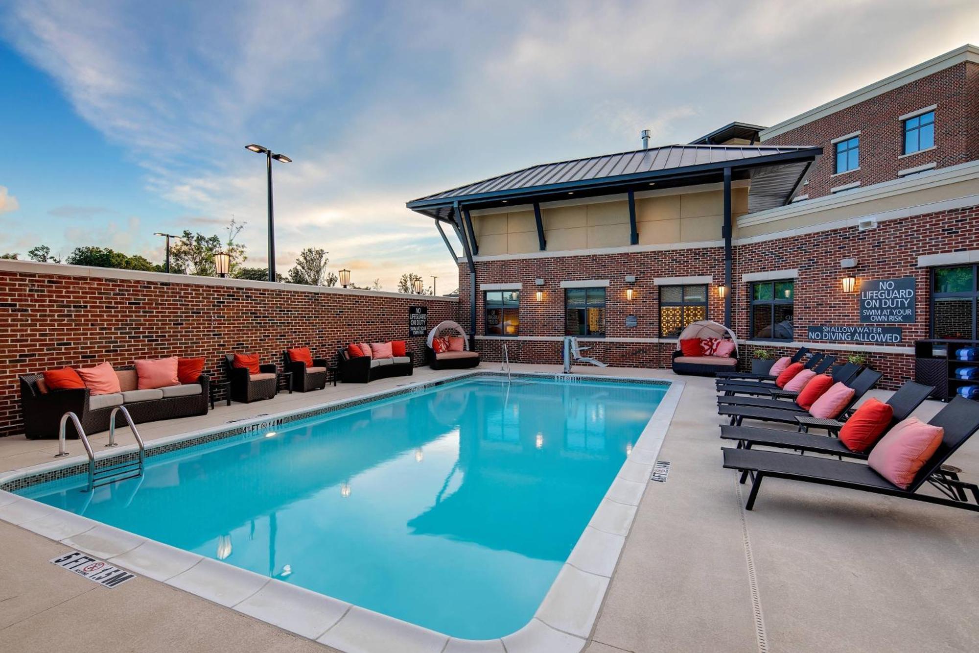Residence Inn By Marriott Charleston Саммервилл Экстерьер фото